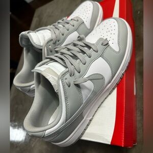 Light grey and white Nike dunks size 7 (men’s) 8.5 (women’s)